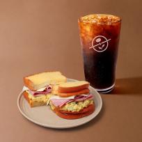 커피빈 아메리카노 (S) + 햄치즈 프렌치 토스트